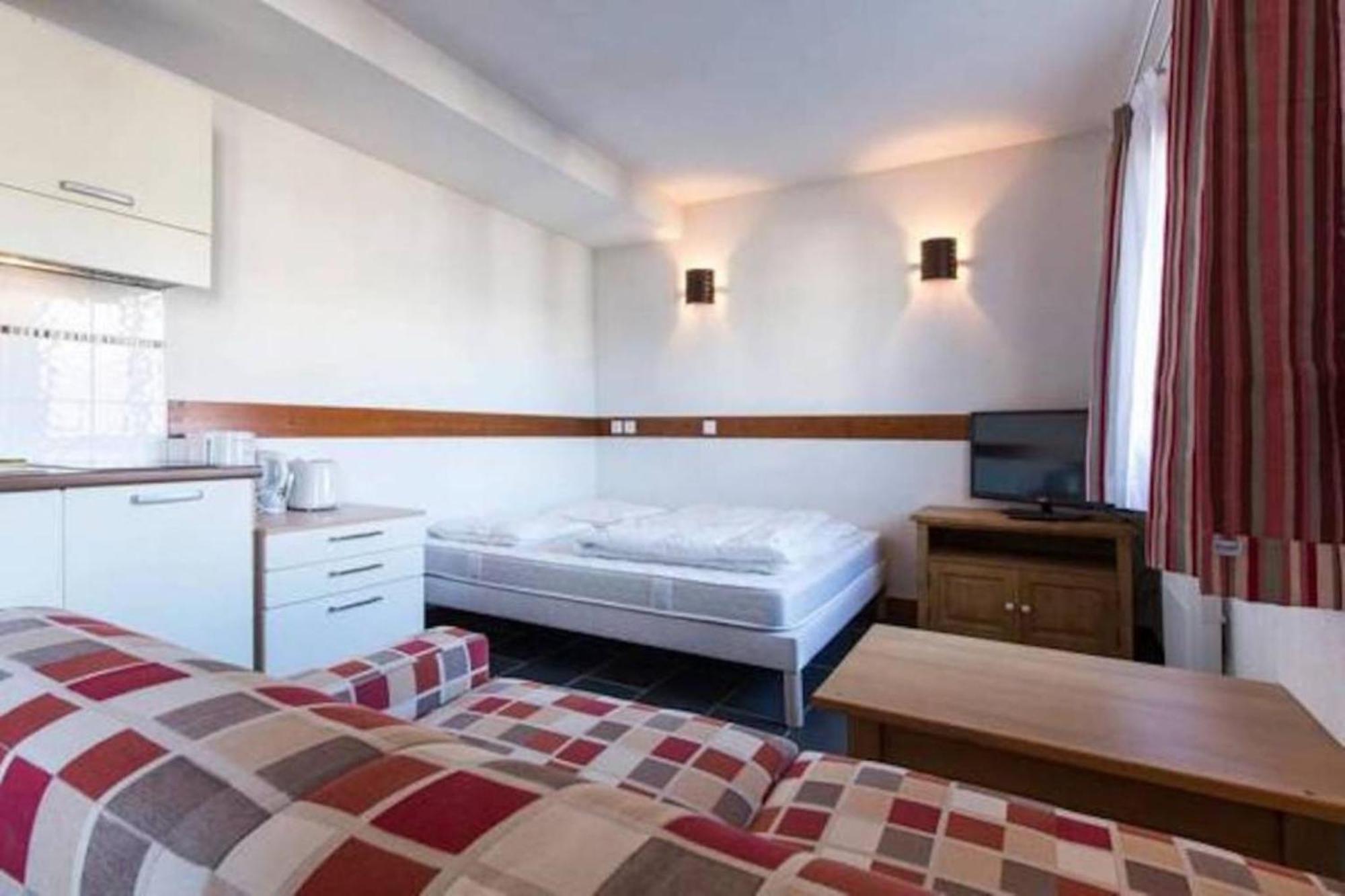 Aparthotel Les Aiguilles De Warens Combloux Esterno foto