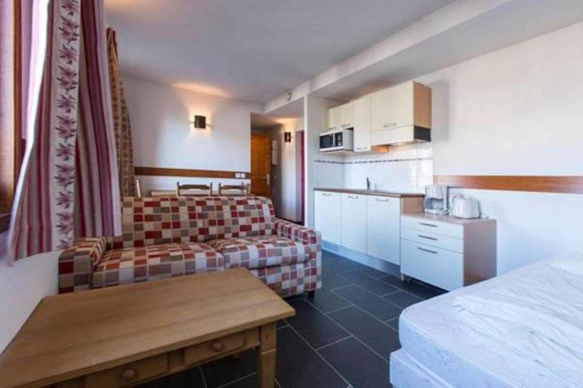 Aparthotel Les Aiguilles De Warens Combloux Esterno foto