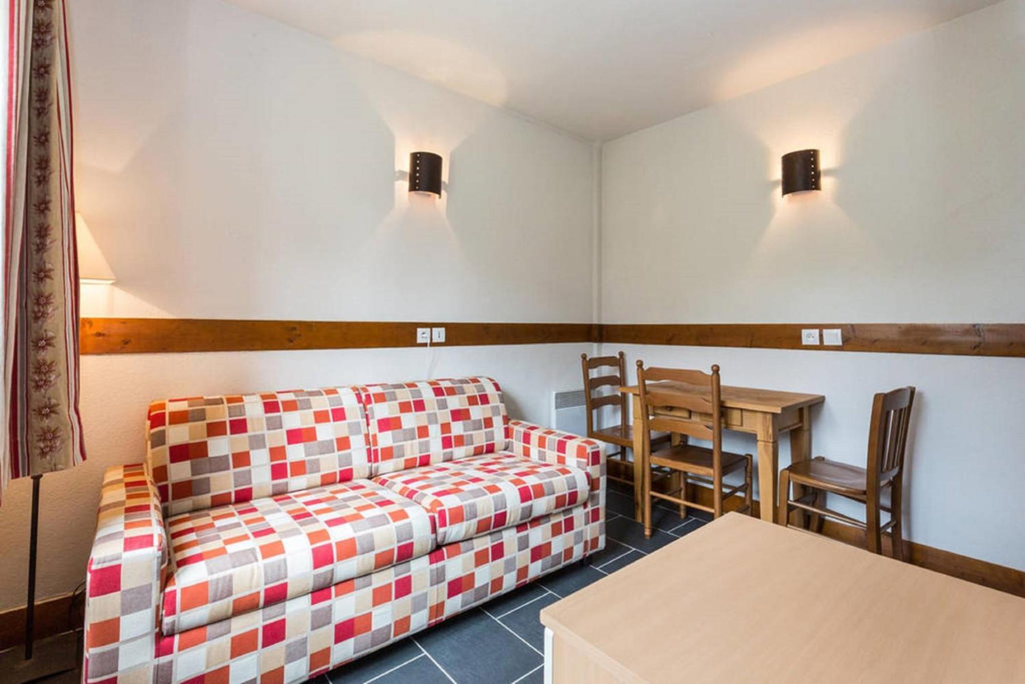 Aparthotel Les Aiguilles De Warens Combloux Esterno foto