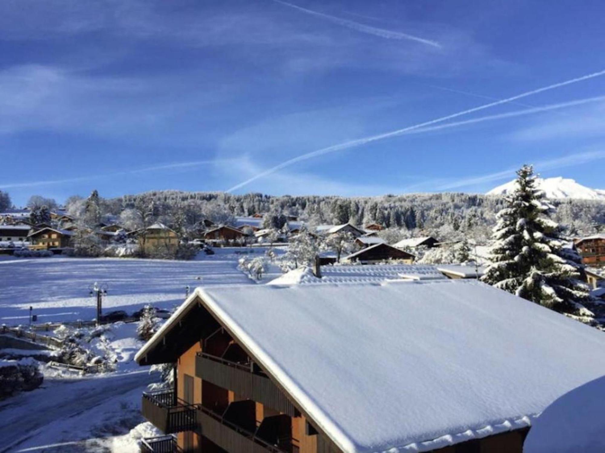 Aparthotel Les Aiguilles De Warens Combloux Esterno foto