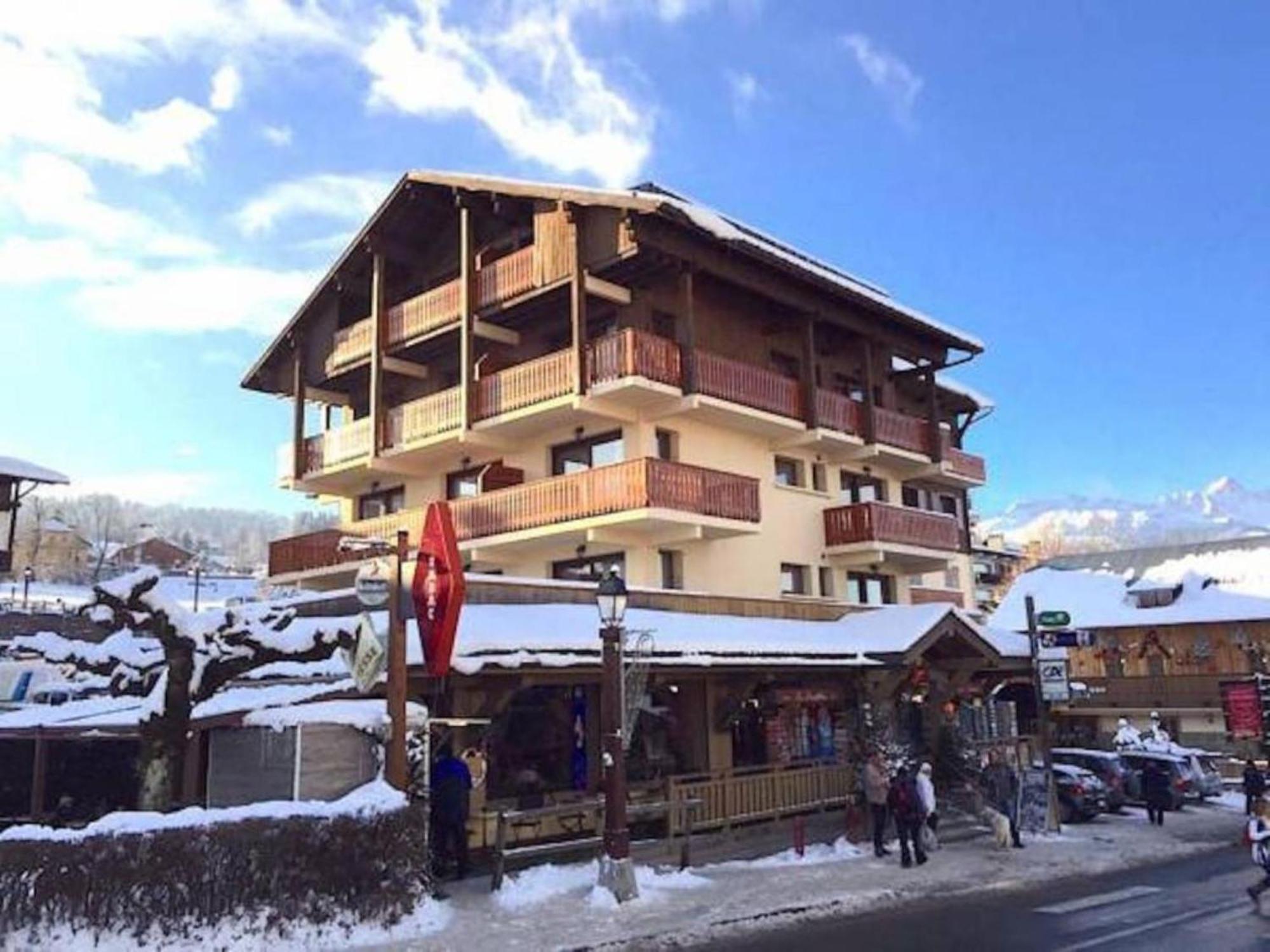 Aparthotel Les Aiguilles De Warens Combloux Esterno foto