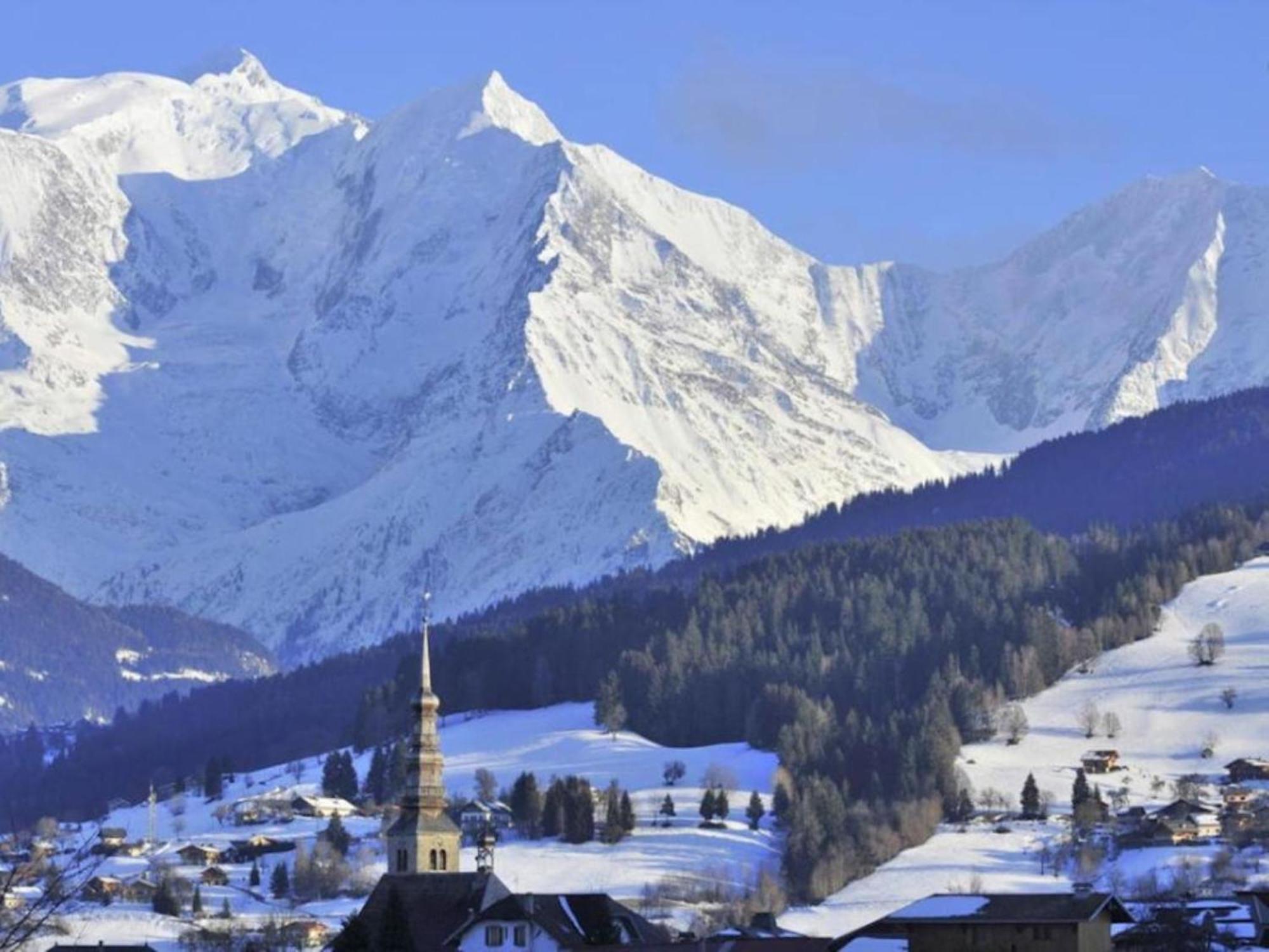 Aparthotel Les Aiguilles De Warens Combloux Esterno foto
